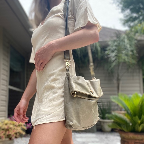 Tory Burch Fold Over Crossbody - Grey - Picture 2 of 9